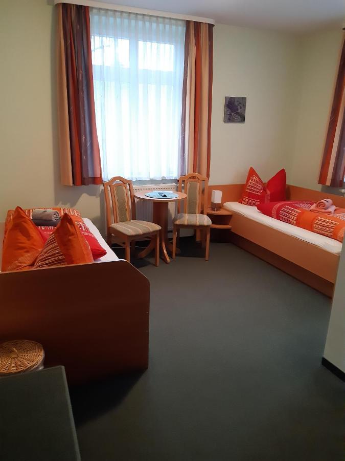 Pension Schoene Grossrohrsdorf Rom bilde