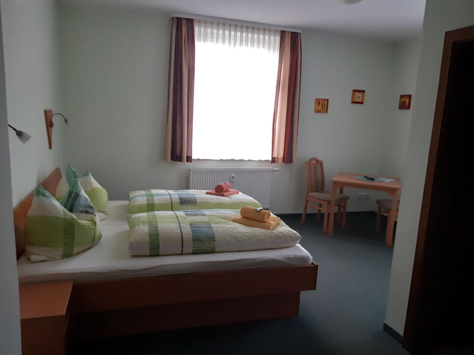 Pension Schoene Grossrohrsdorf Rom bilde